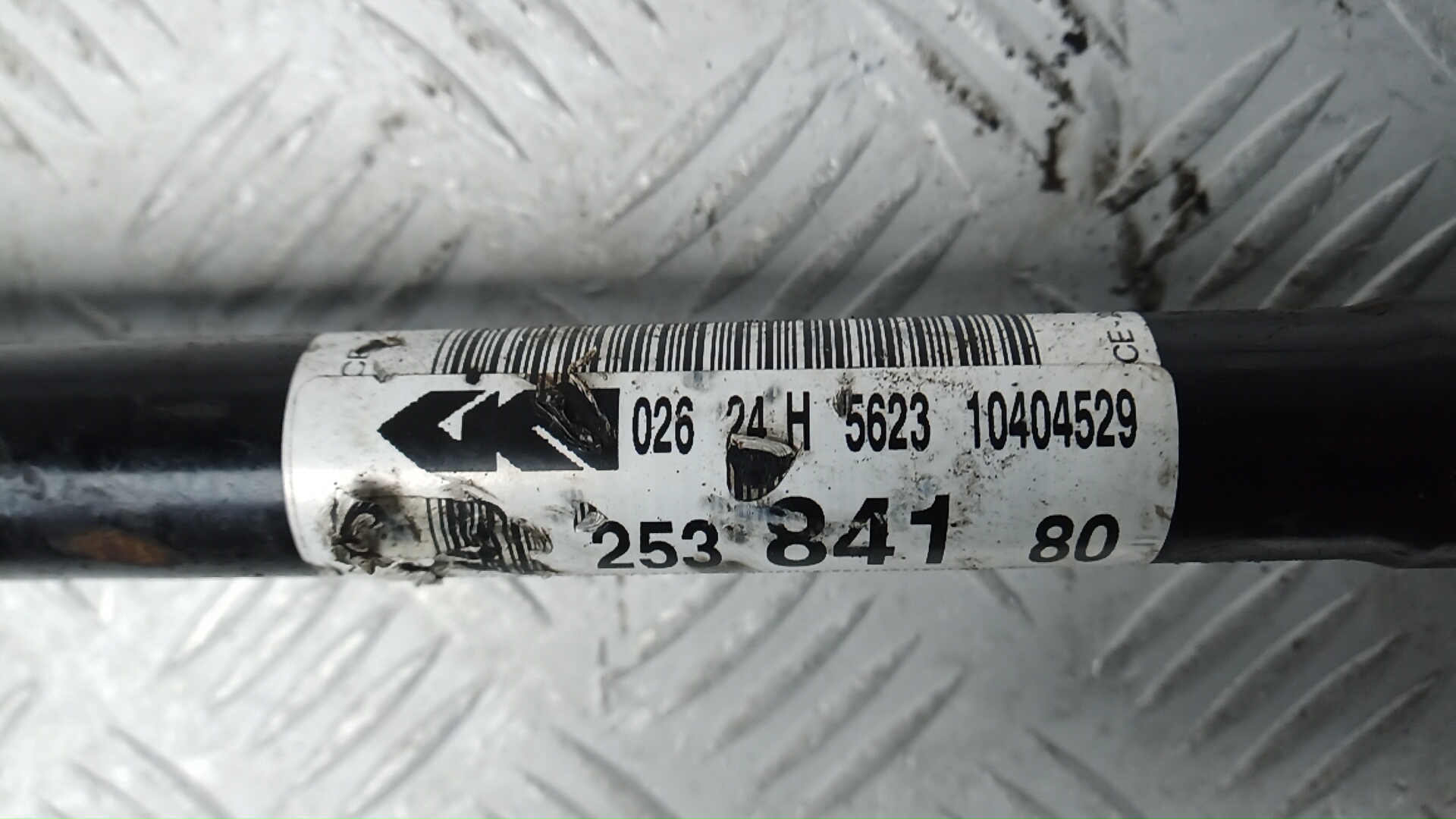 Полуось передняя левая