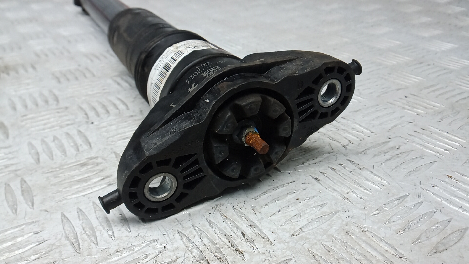 Амортизатор задний (стойка)