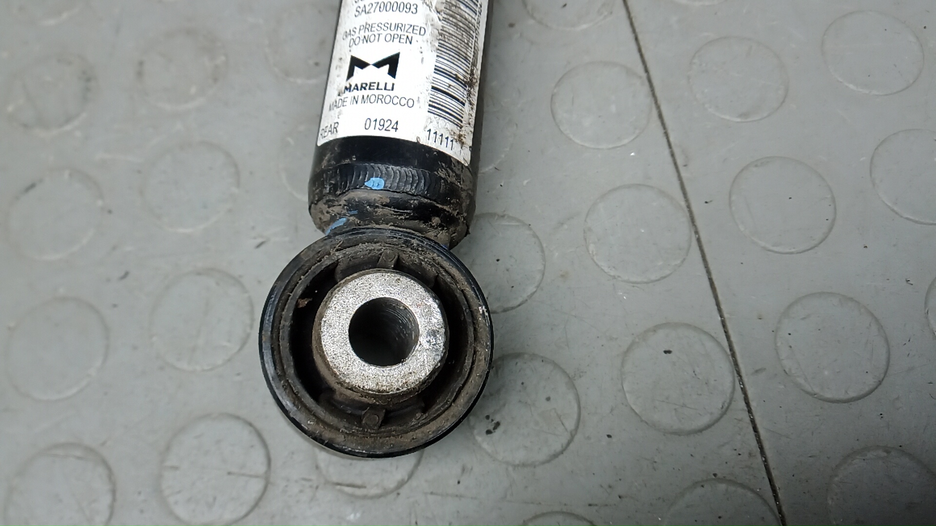 Амортизатор задний (стойка)