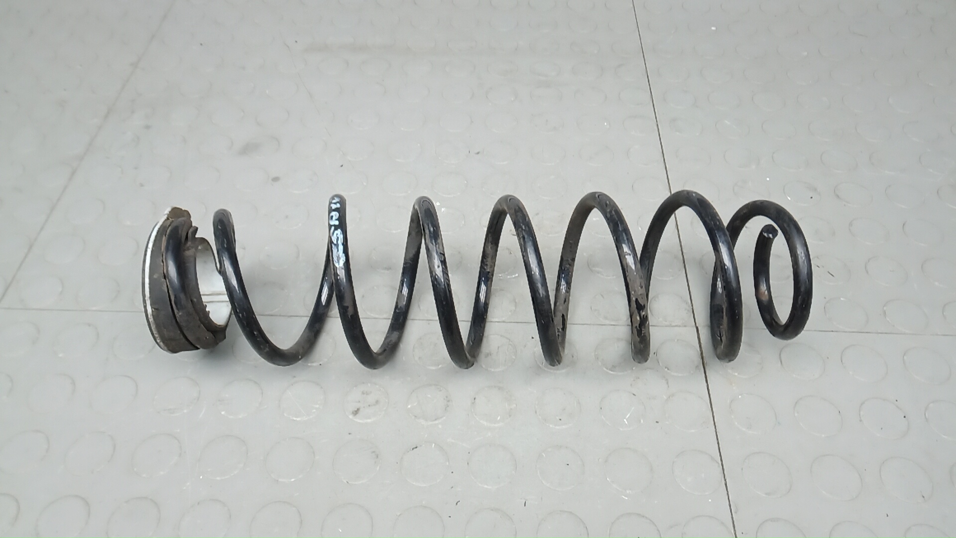 Пружина задняя