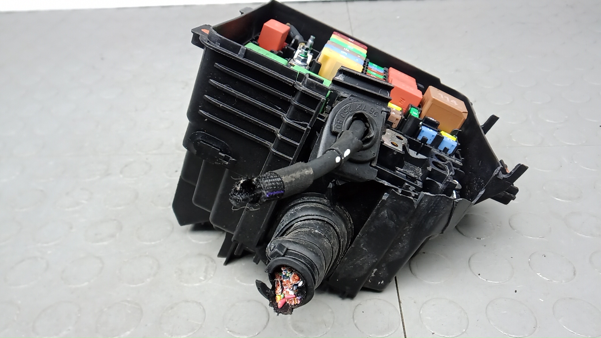 Блок предохранителей