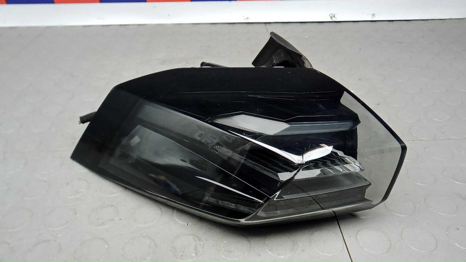 Фонарь задний левый