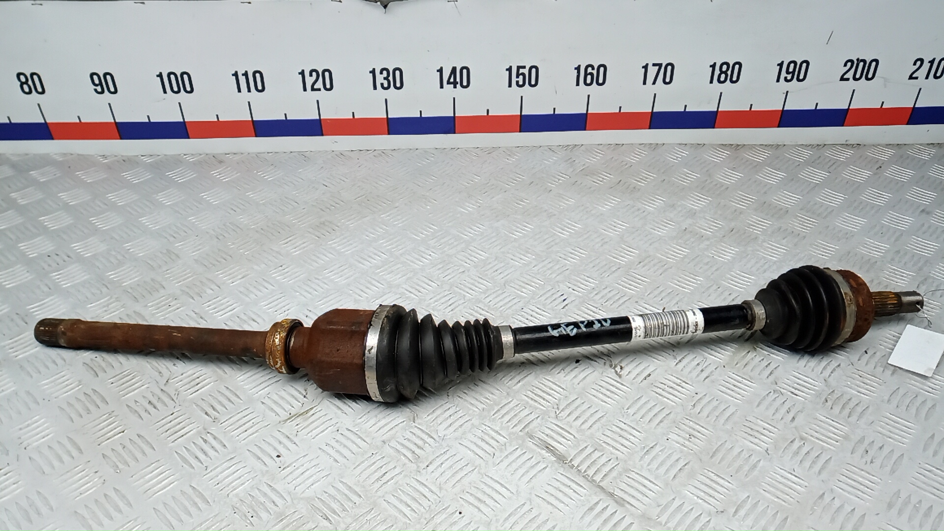 Полуось передняя правая