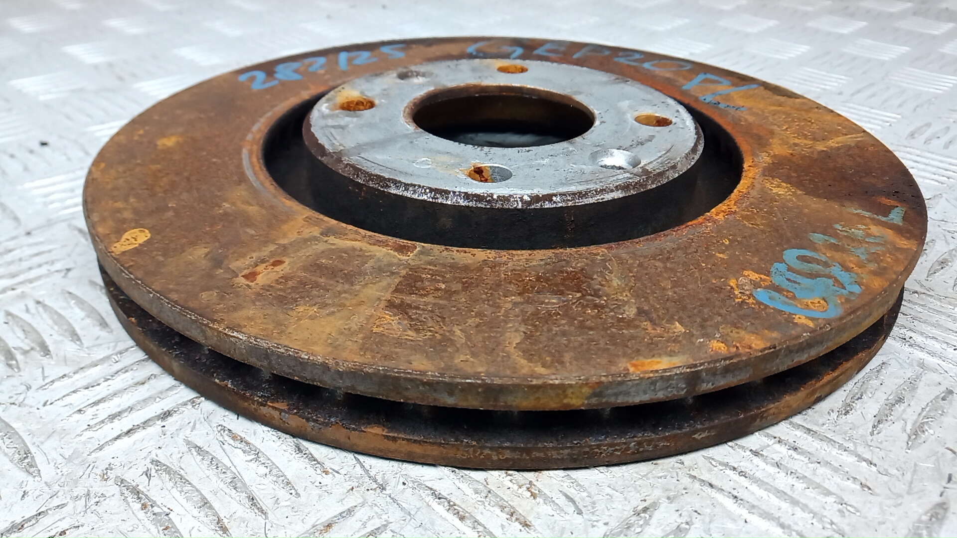 Диск тормозной передний вентилируемый