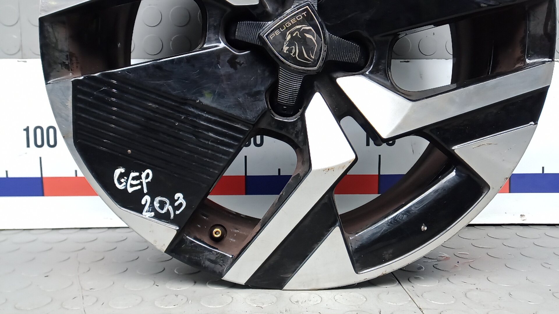 Диск колесный литой легкий сплав