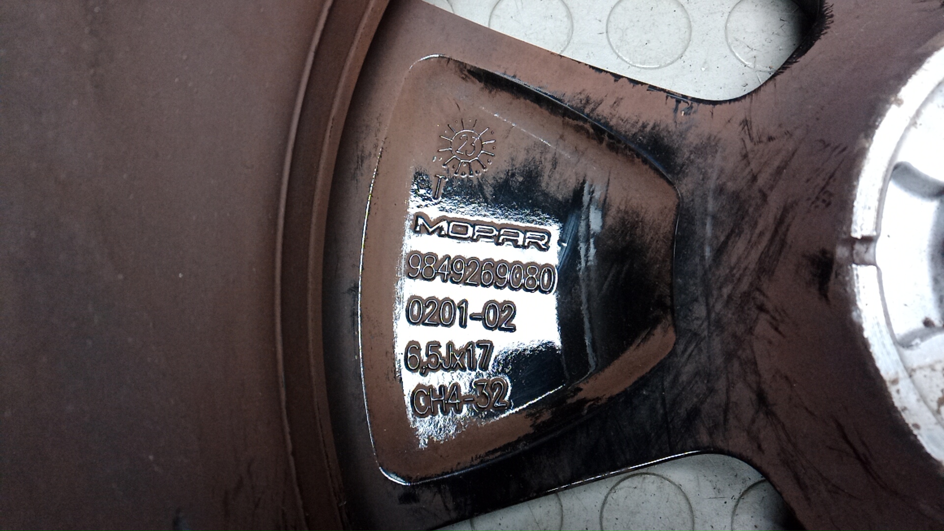 Диск колесный литой легкий сплав