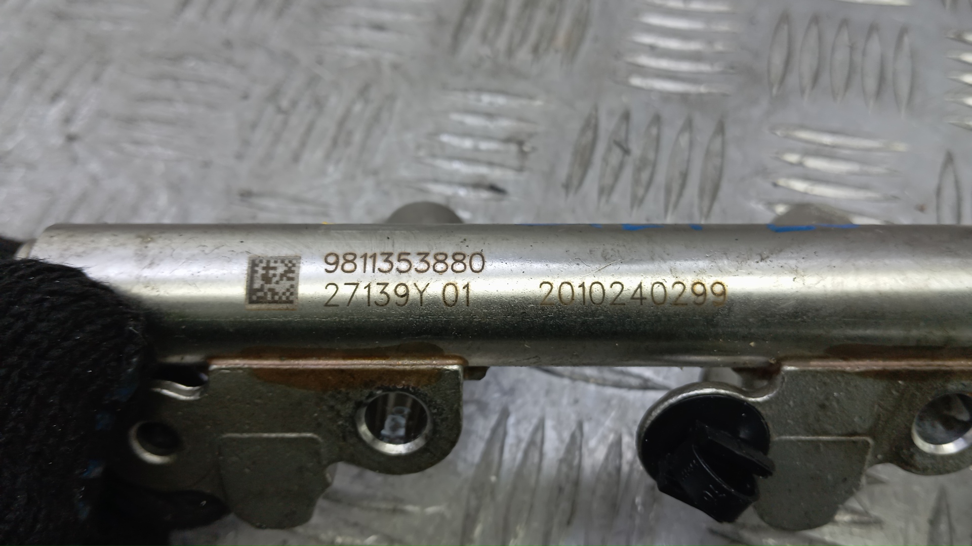 Рейка топливная (рампа)