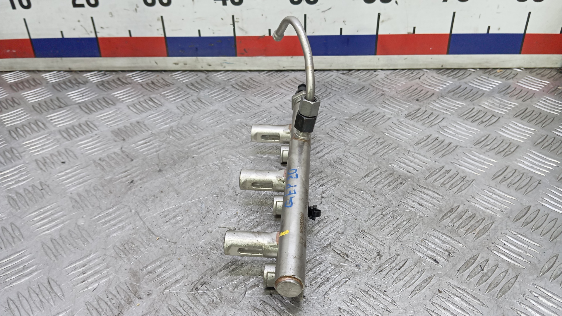 Рейка топливная (рампа)