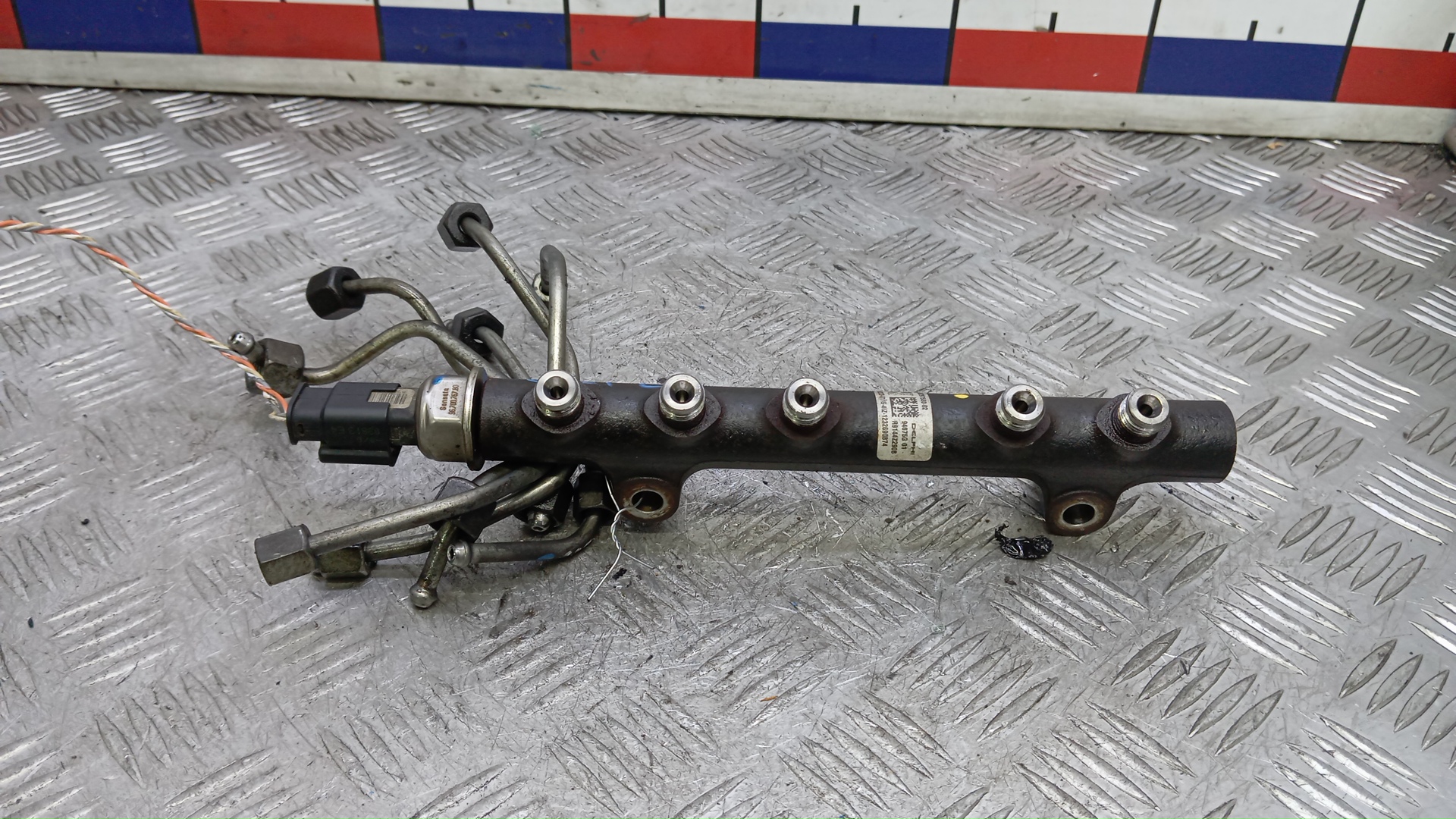 Рейка топливная (рампа)