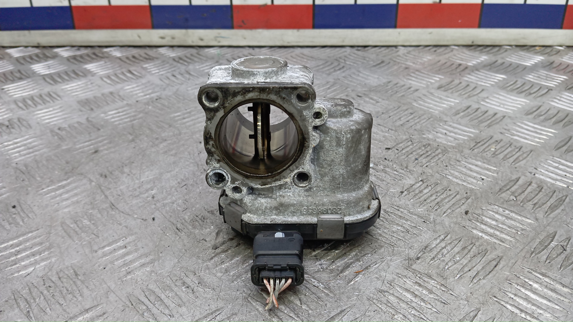 Заслонка дроссельная электрическая