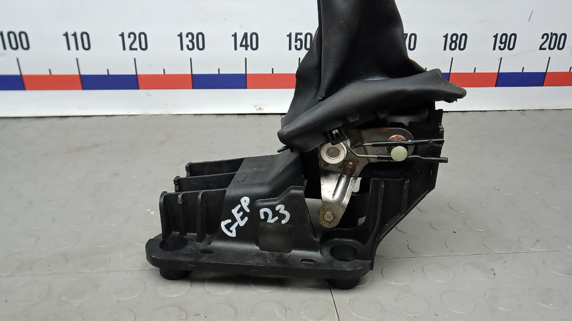 Кулиса МКПП / АКПП