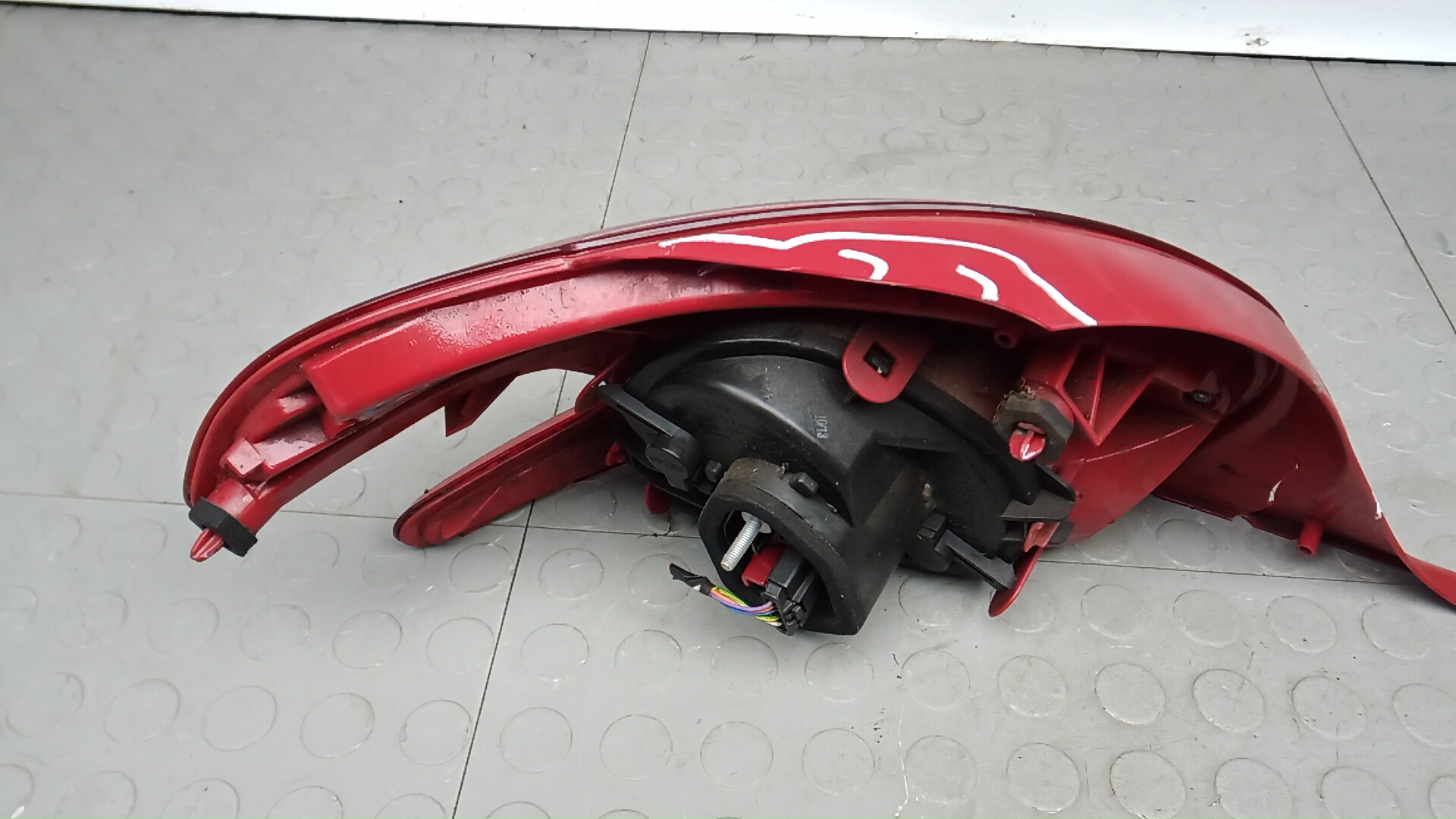 Фонарь задний правый