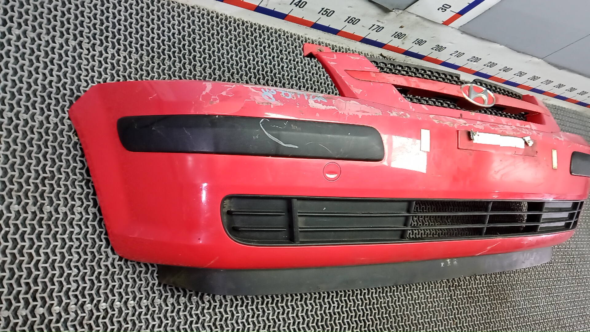 Бампер передний