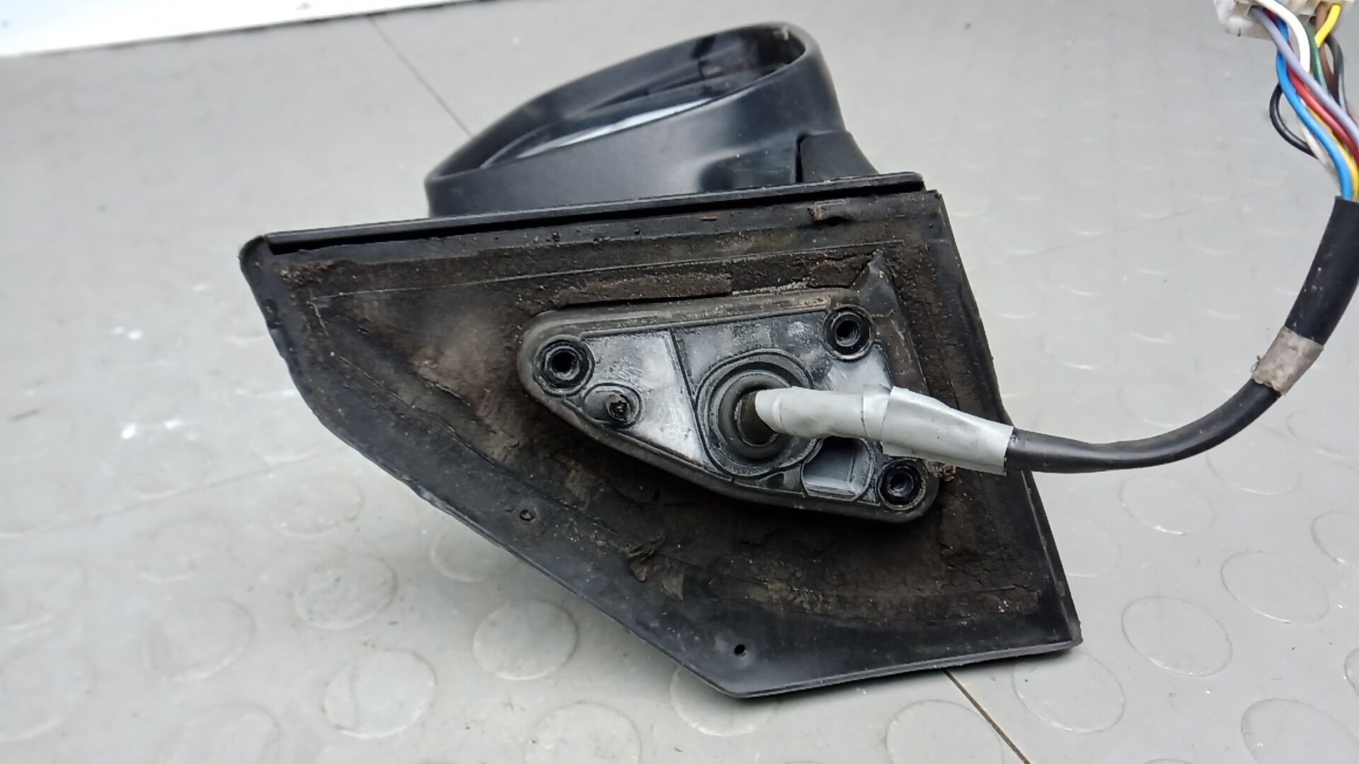 Зеркало правое электрическое