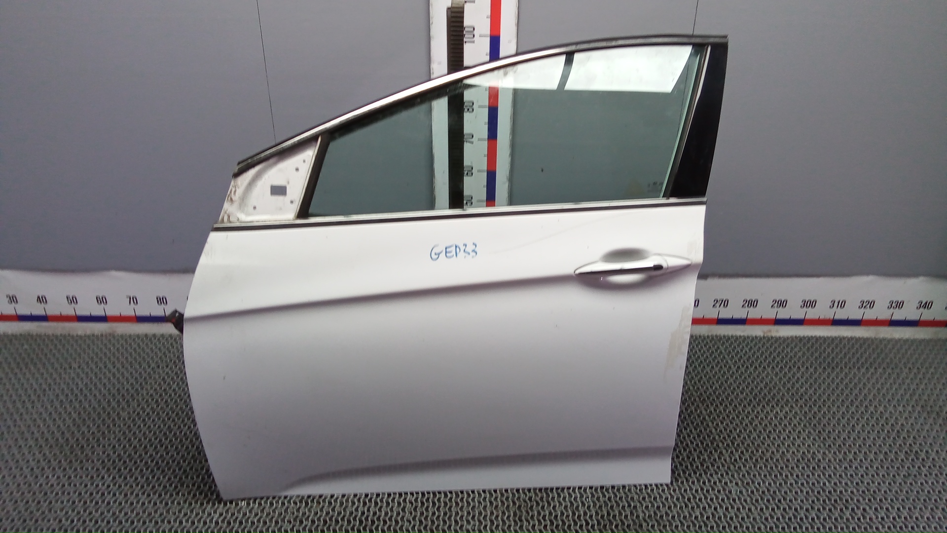 Дверь передняя левая