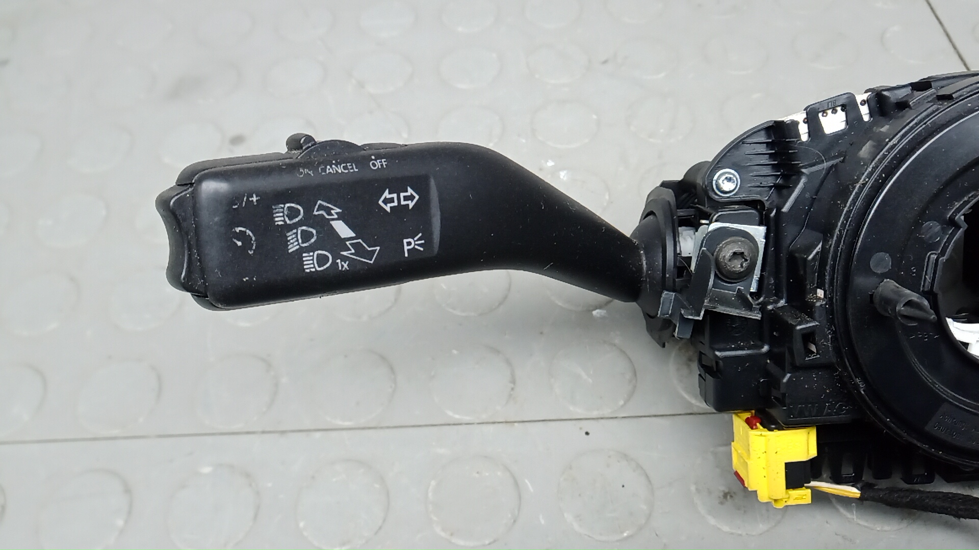 Переключатель подрулевой