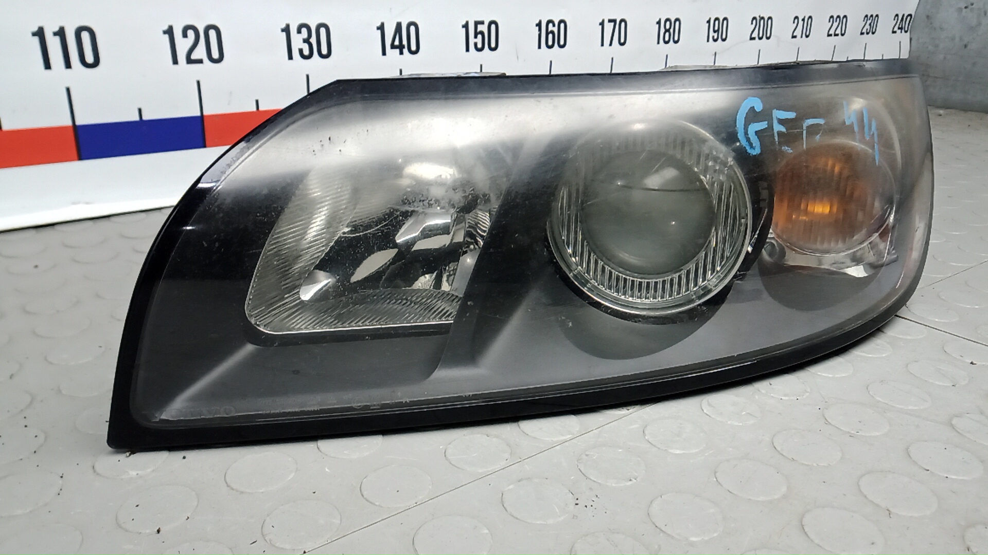Фара левая