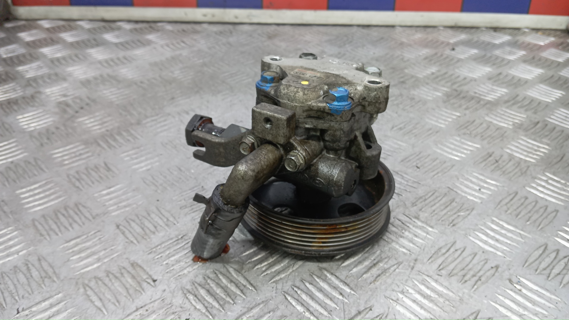 Насос ГУР (гидроусилитель руля)