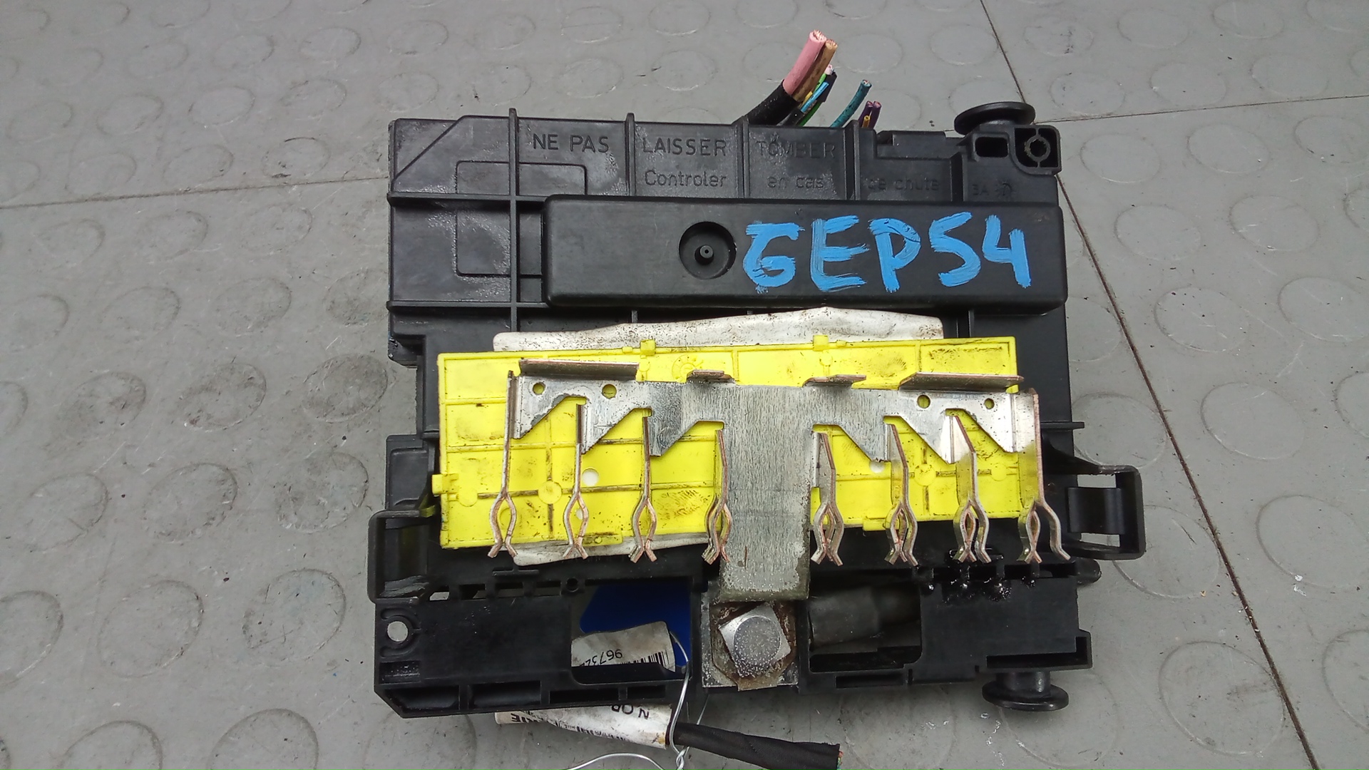 Блок предохранителей