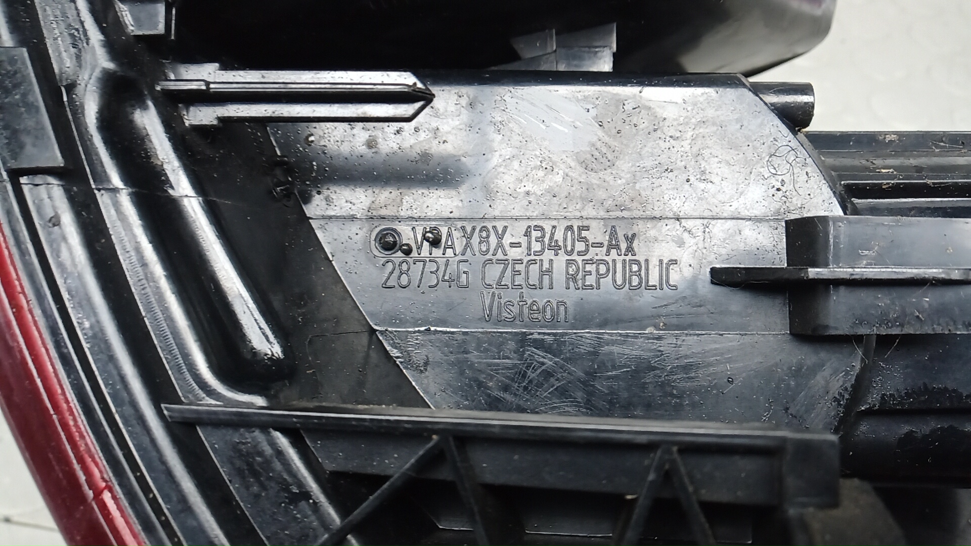 Фонарь задний левый