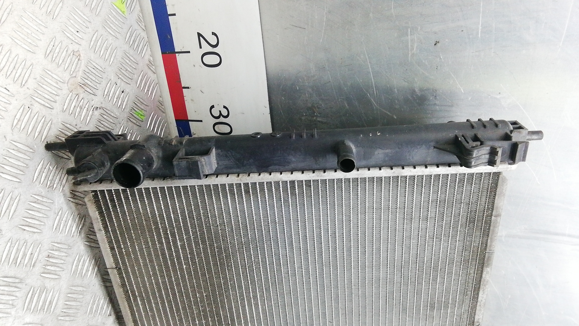 Радиатор охлаждения двигателя основной