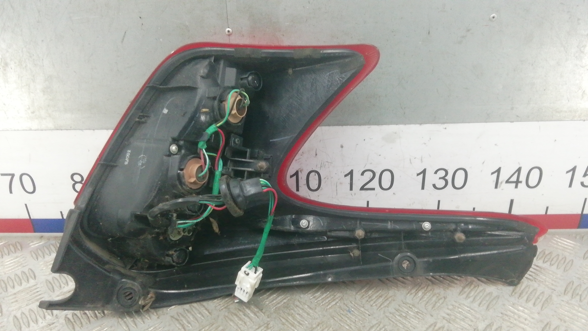 Фонарь задний правый