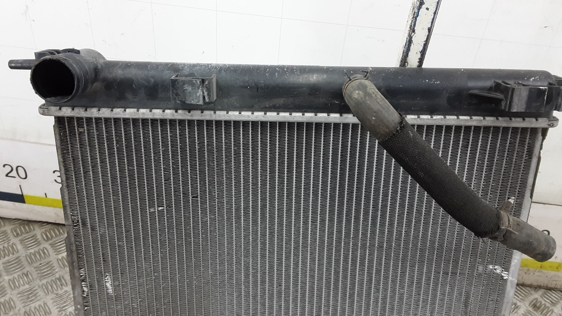 Радиатор охлаждения двигателя основной
