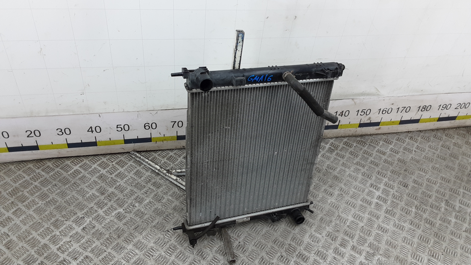 Радиатор охлаждения двигателя основной
