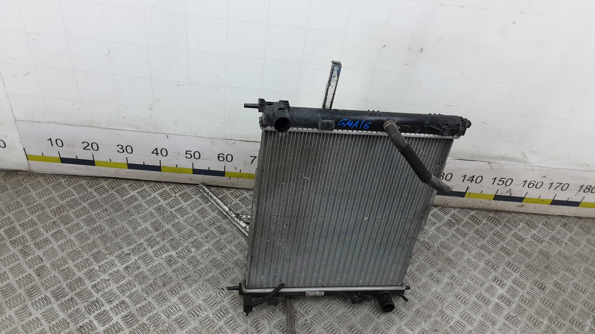 Радиатор охлаждения двигателя основной