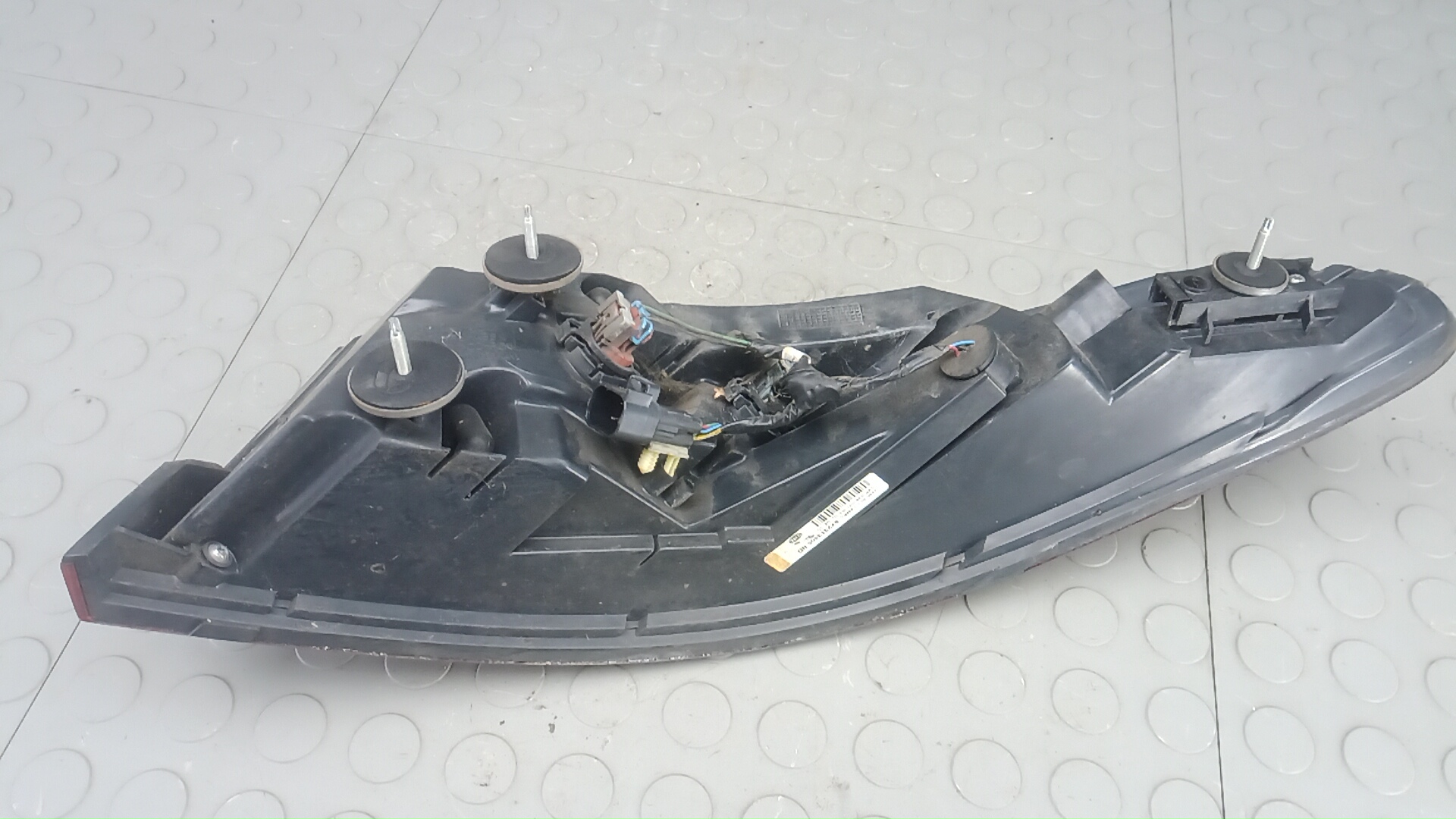 Фонарь задний левый