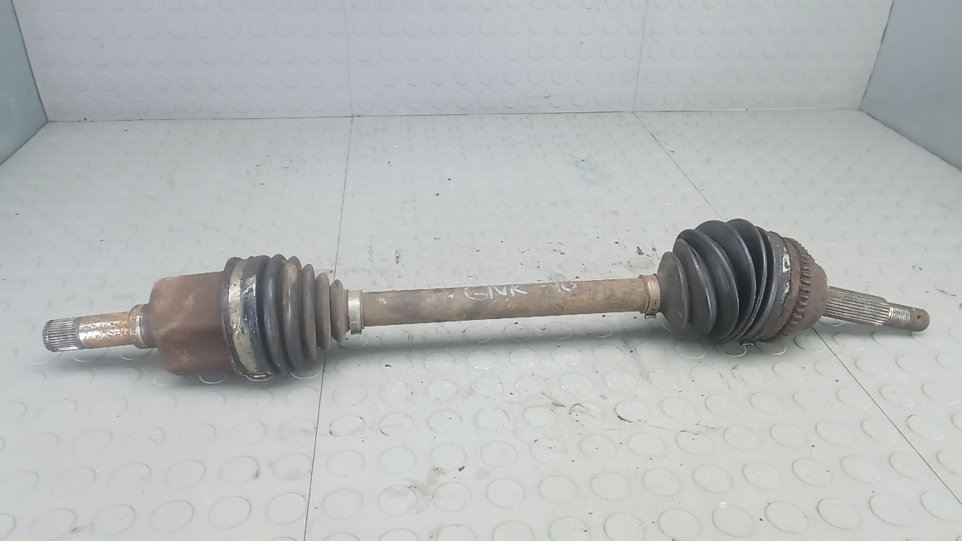 Полуось передняя левая