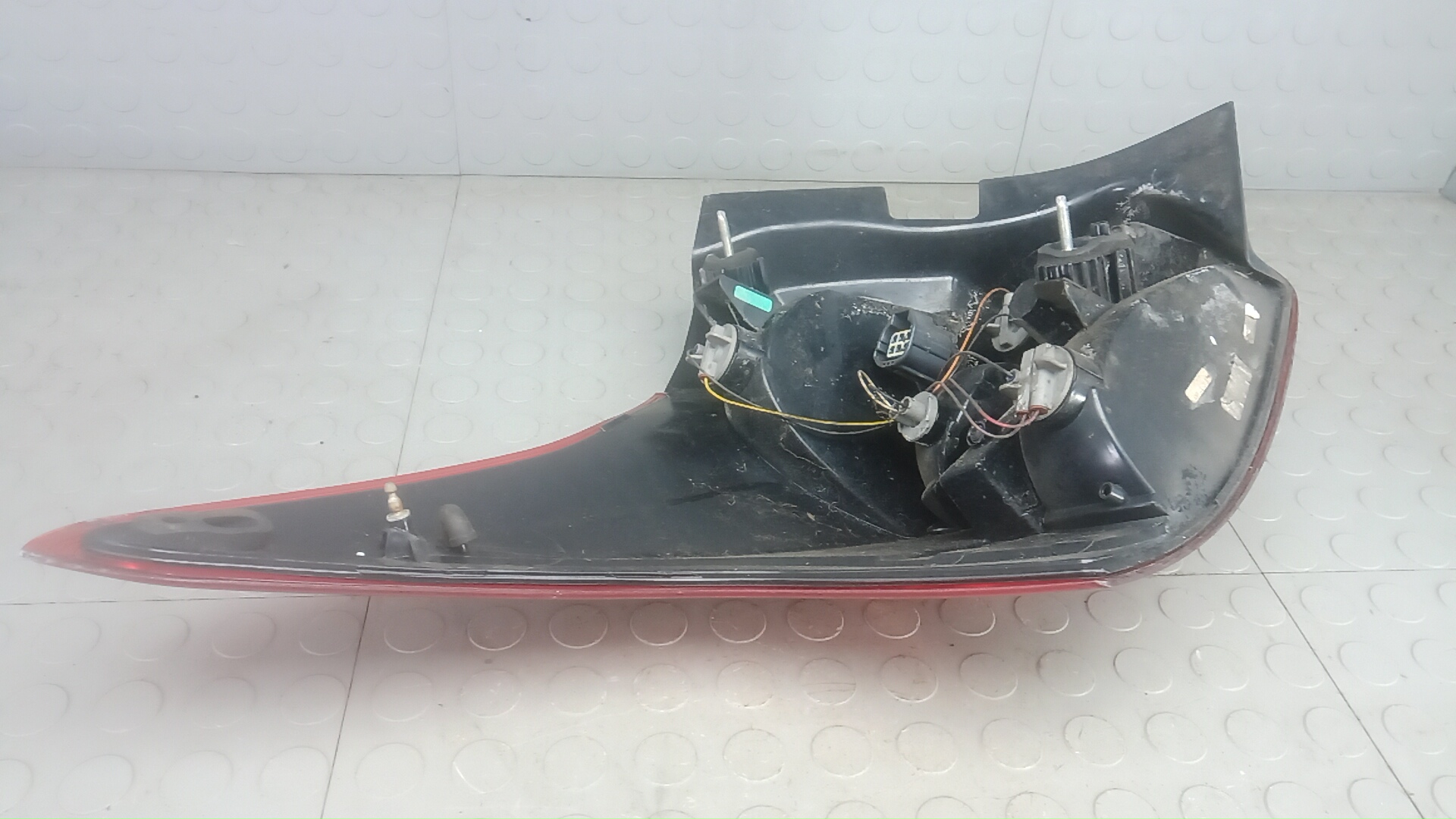 Фонарь задний правый