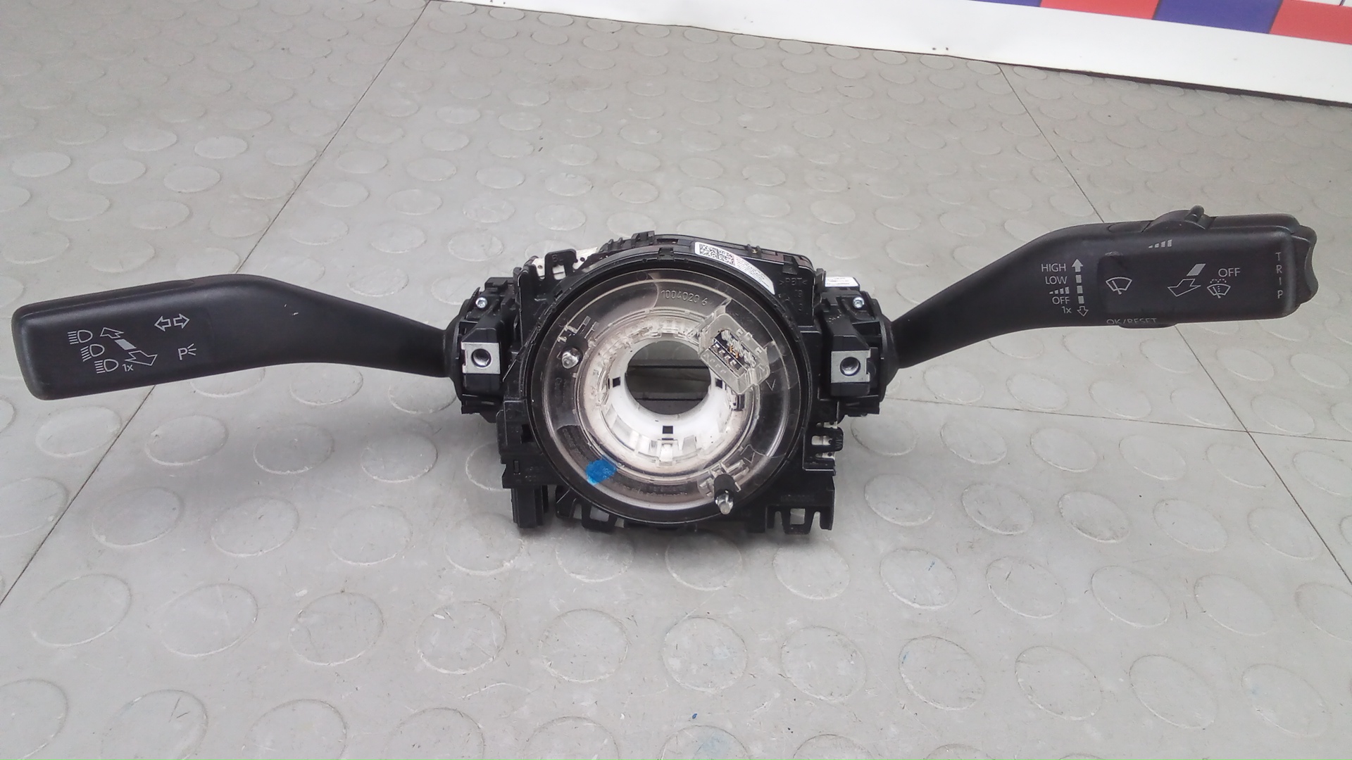 Переключатель подрулевой