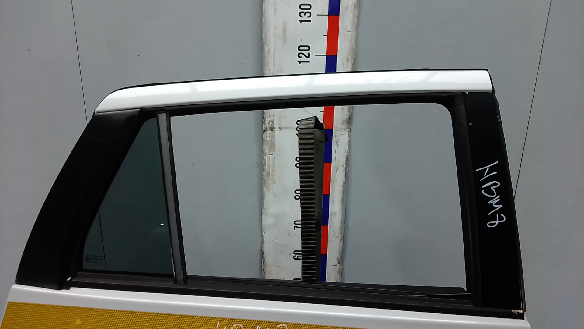 Дверь задняя правая