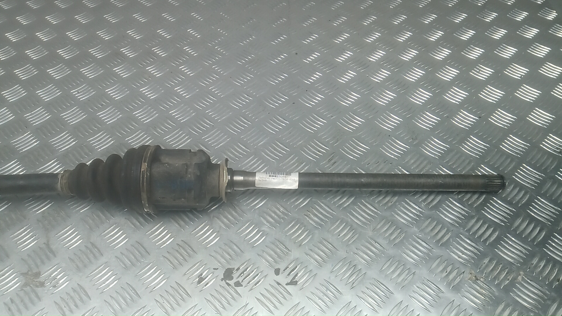 Полуось передняя правая