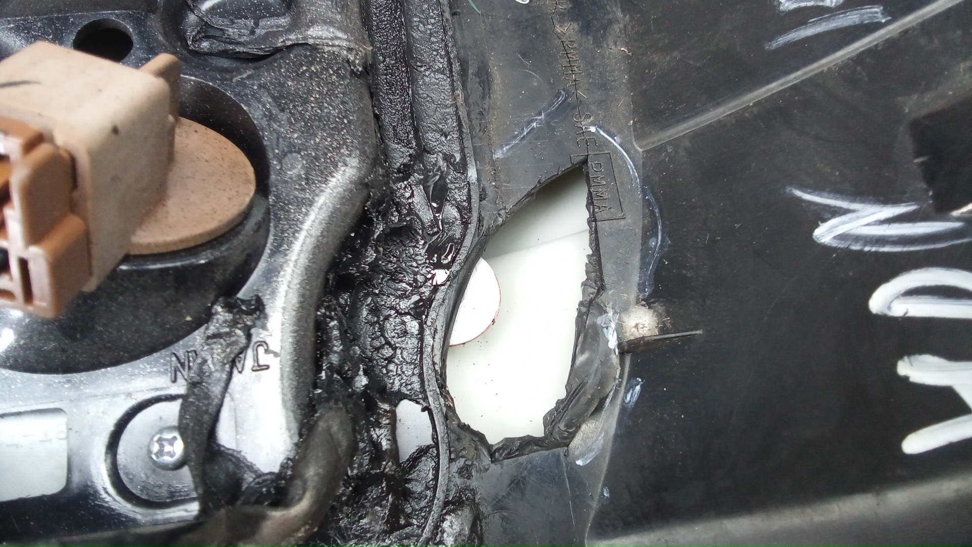 Фонарь задний правый