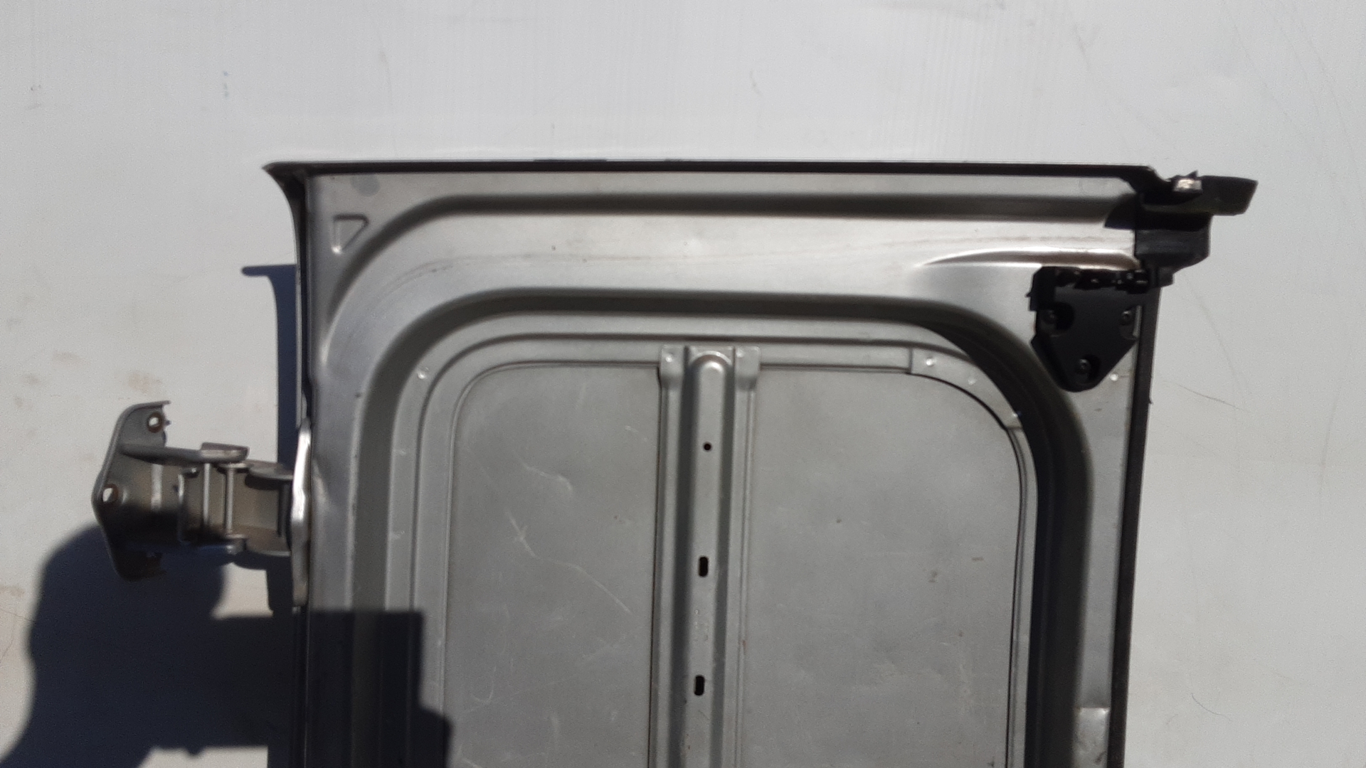 Дверь багажника правая