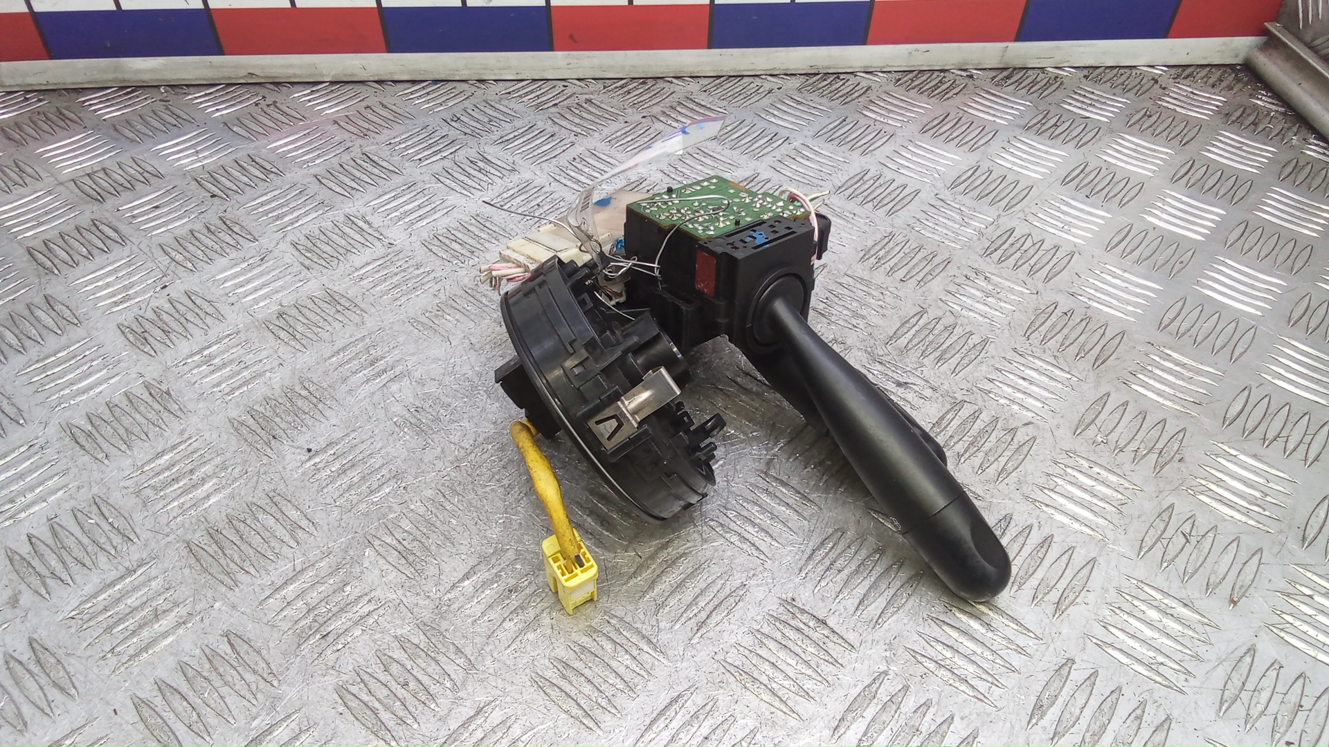 Переключатель подрулевой