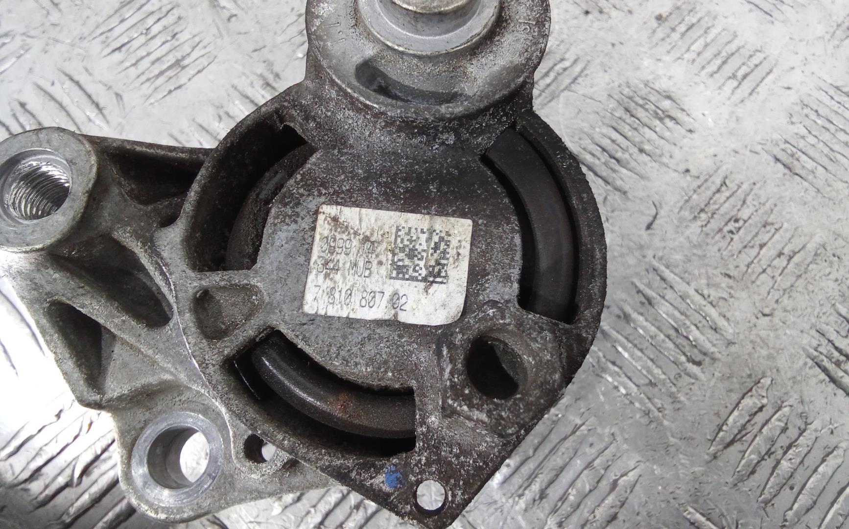 Натяжитель ремня