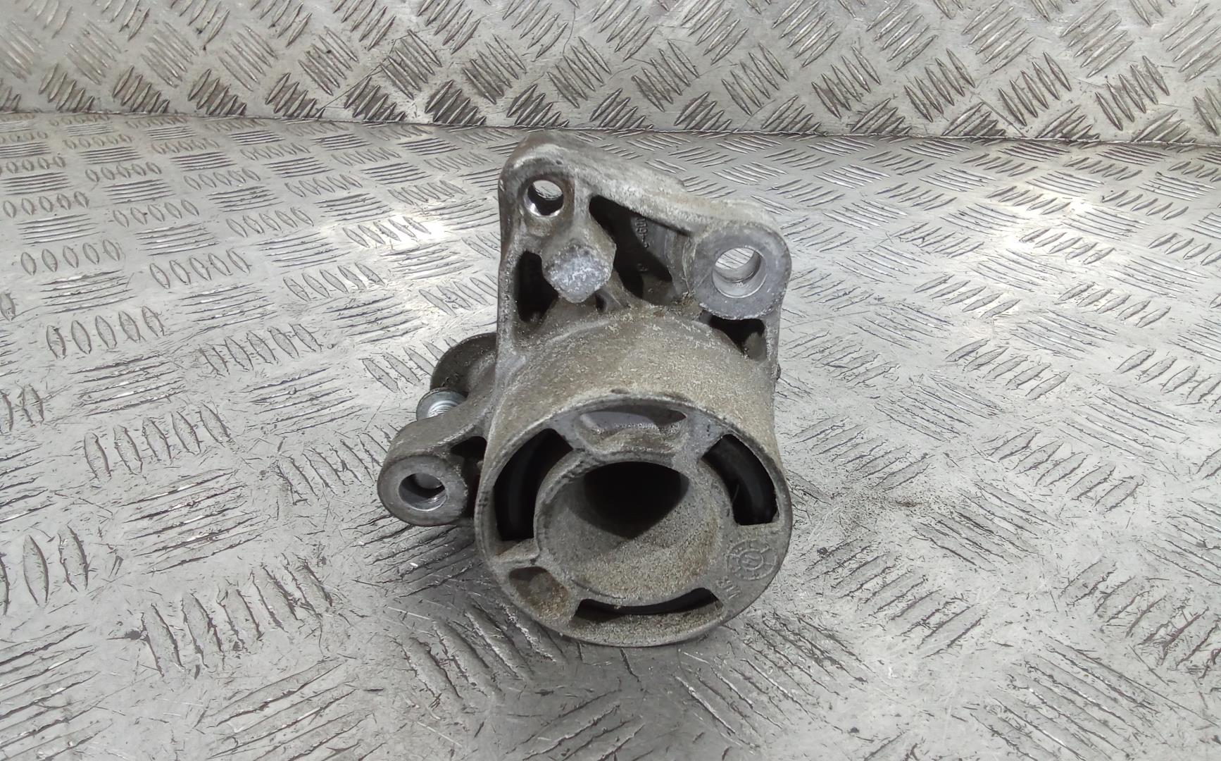 Натяжитель ремня