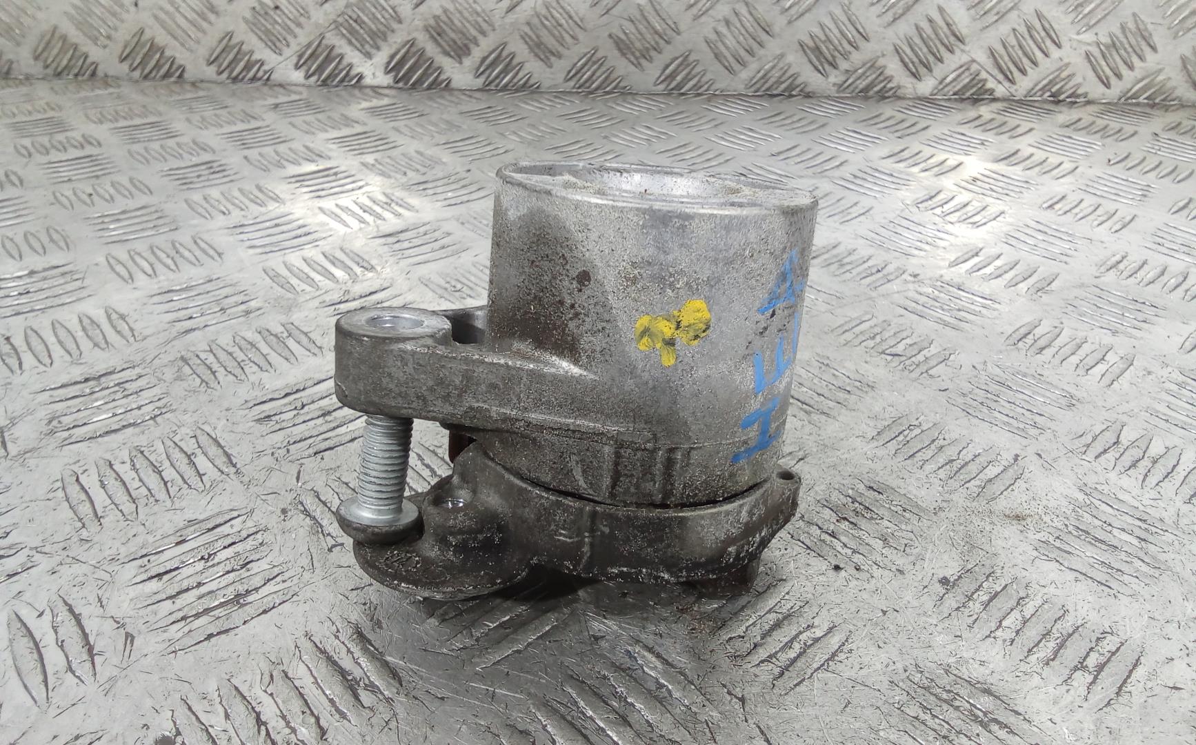 Натяжитель ремня