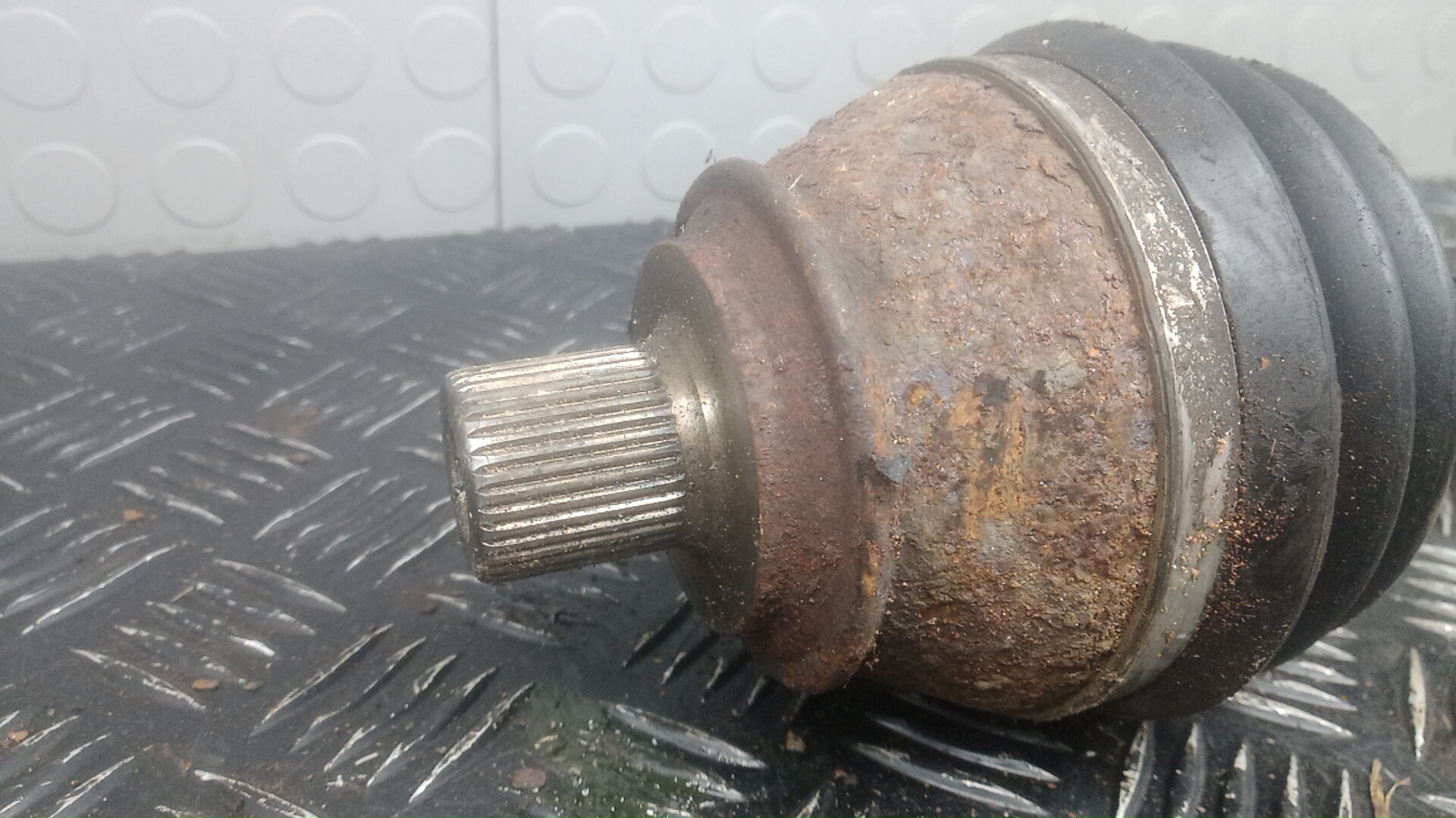 Полуось передняя правая