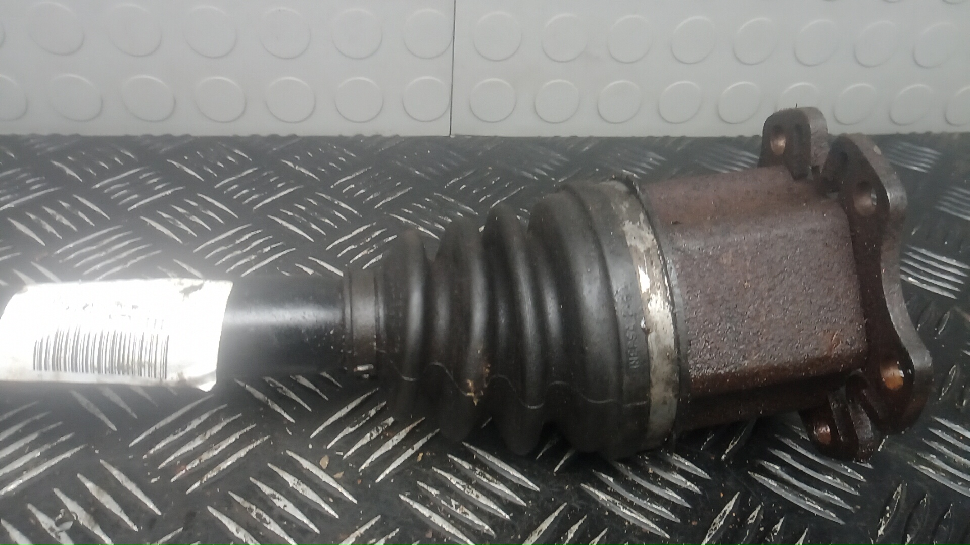 Полуось передняя правая