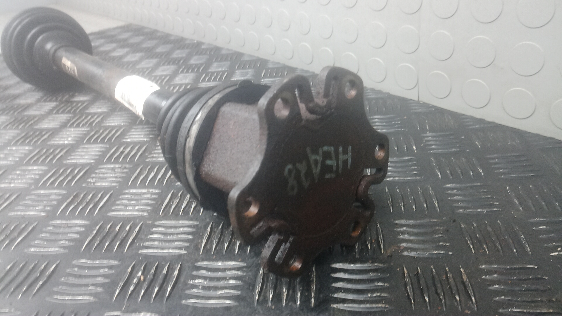 Полуось передняя правая