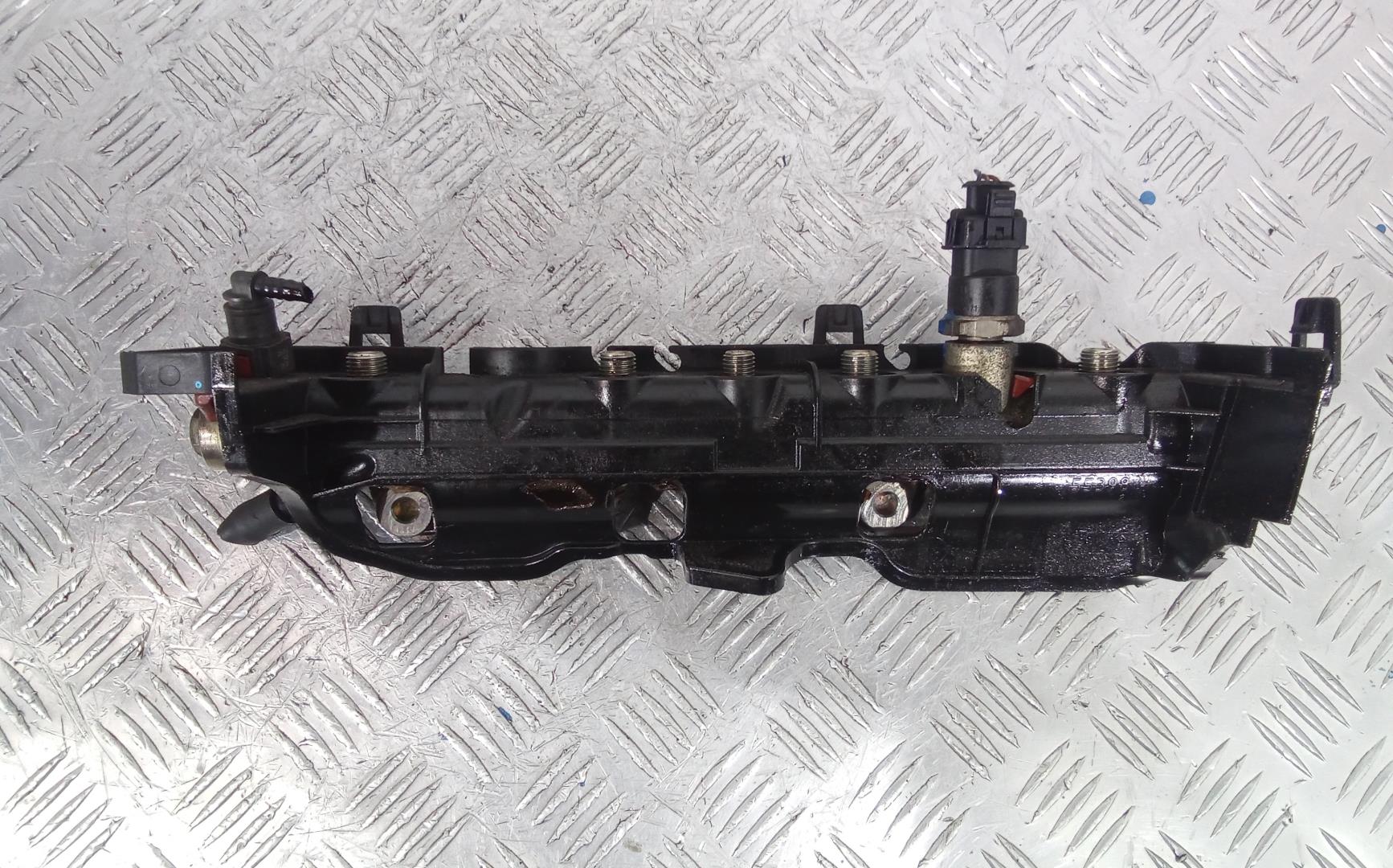 Рейка топливная (рампа)