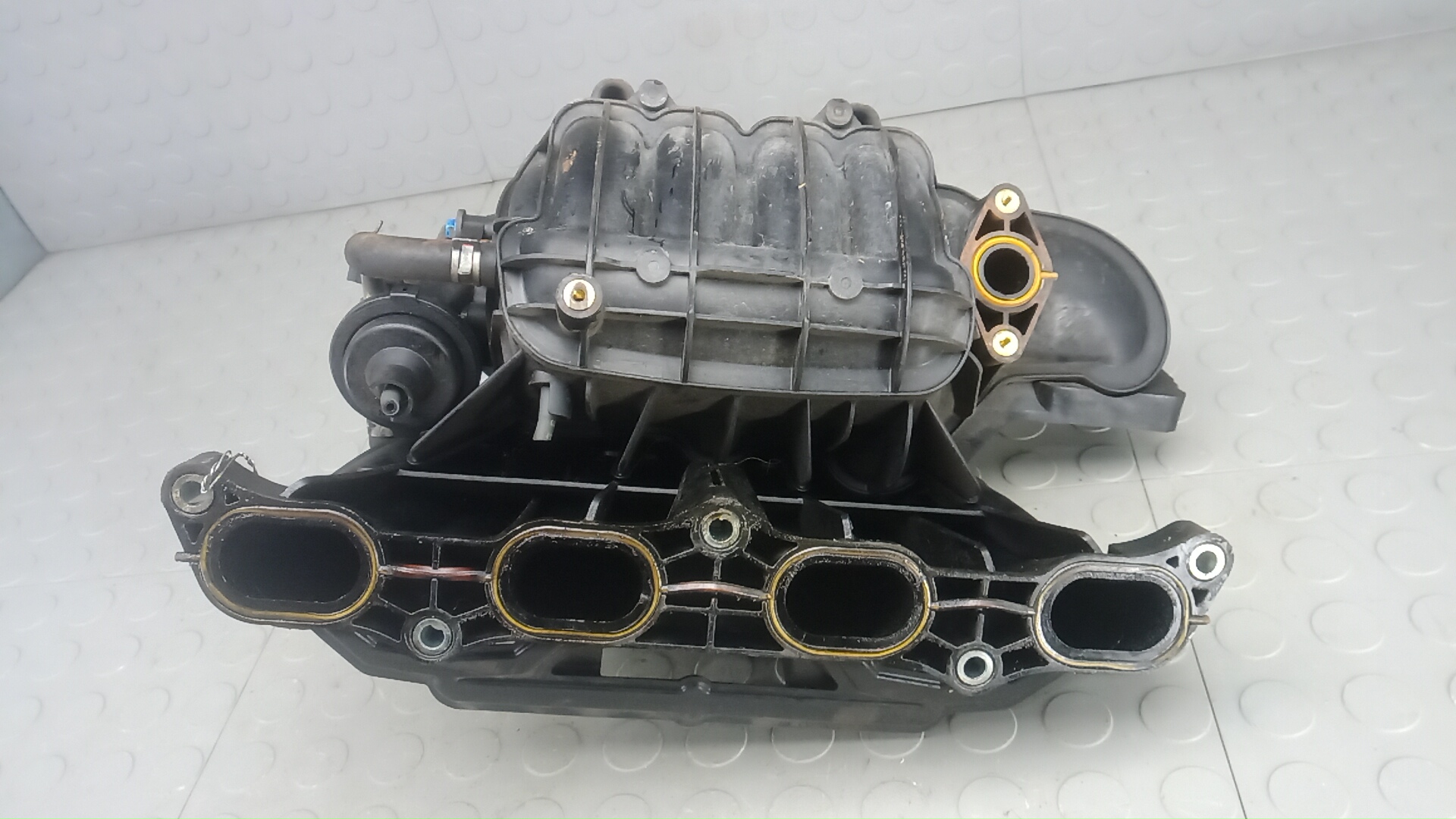 Коллектор впускной