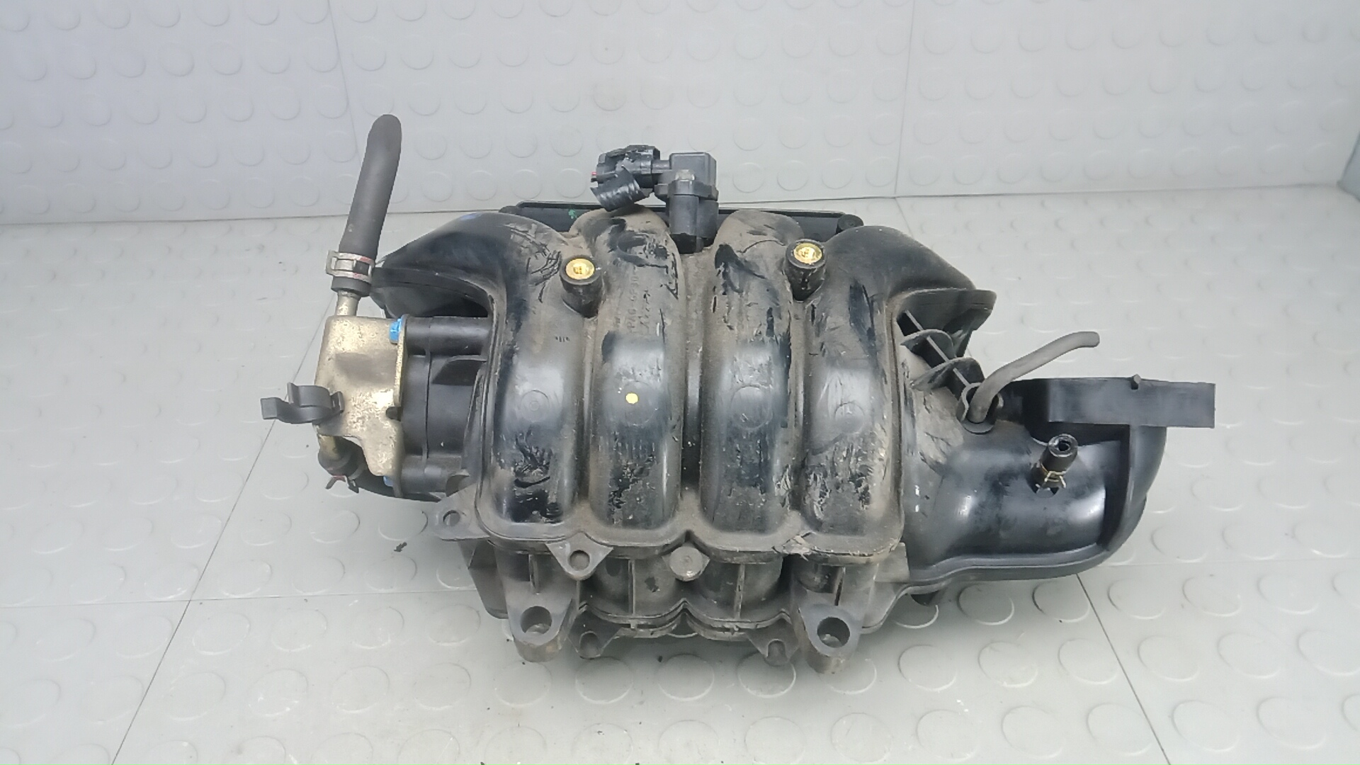 Коллектор впускной