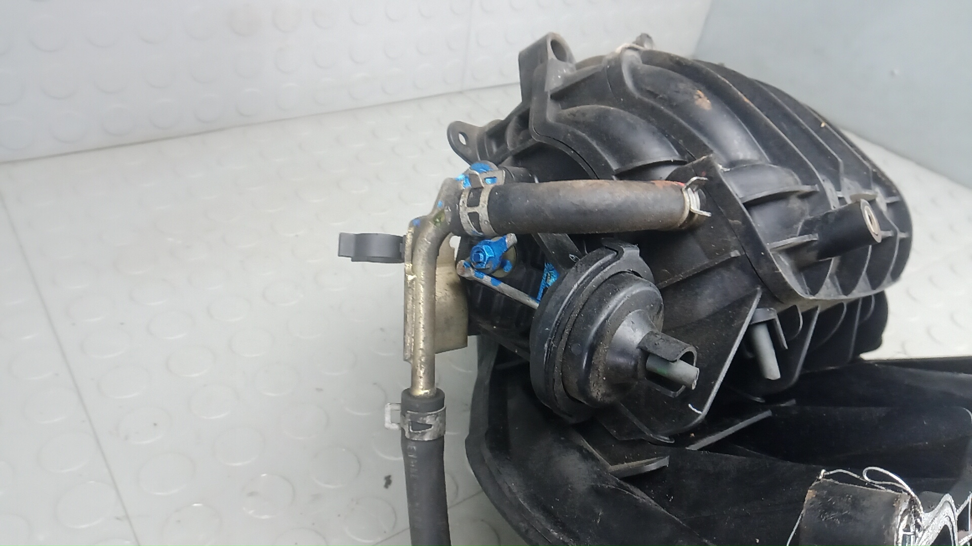 Коллектор впускной