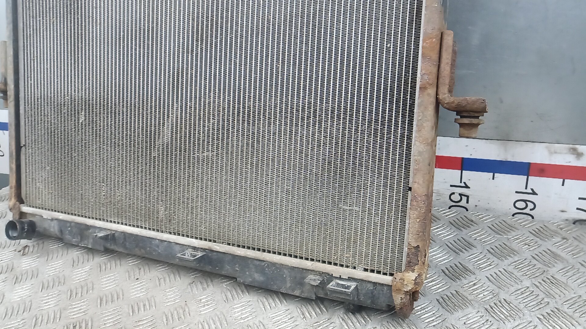 Радиатор охлаждения двигателя основной