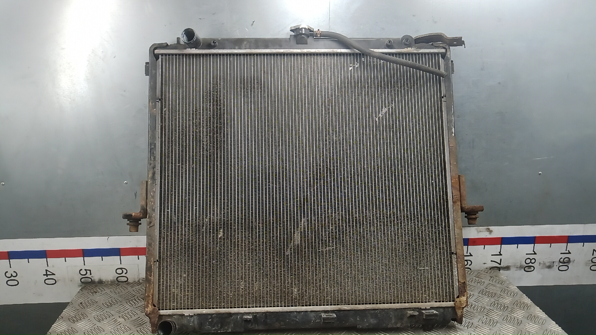 Радиатор охлаждения двигателя основной